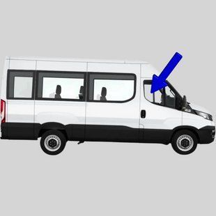 Скло передніх правих дверей Fiat/Iveco Daily (Мінівен) (2014-) / Фіат Івеко Дейлі 3771AGSZ фото